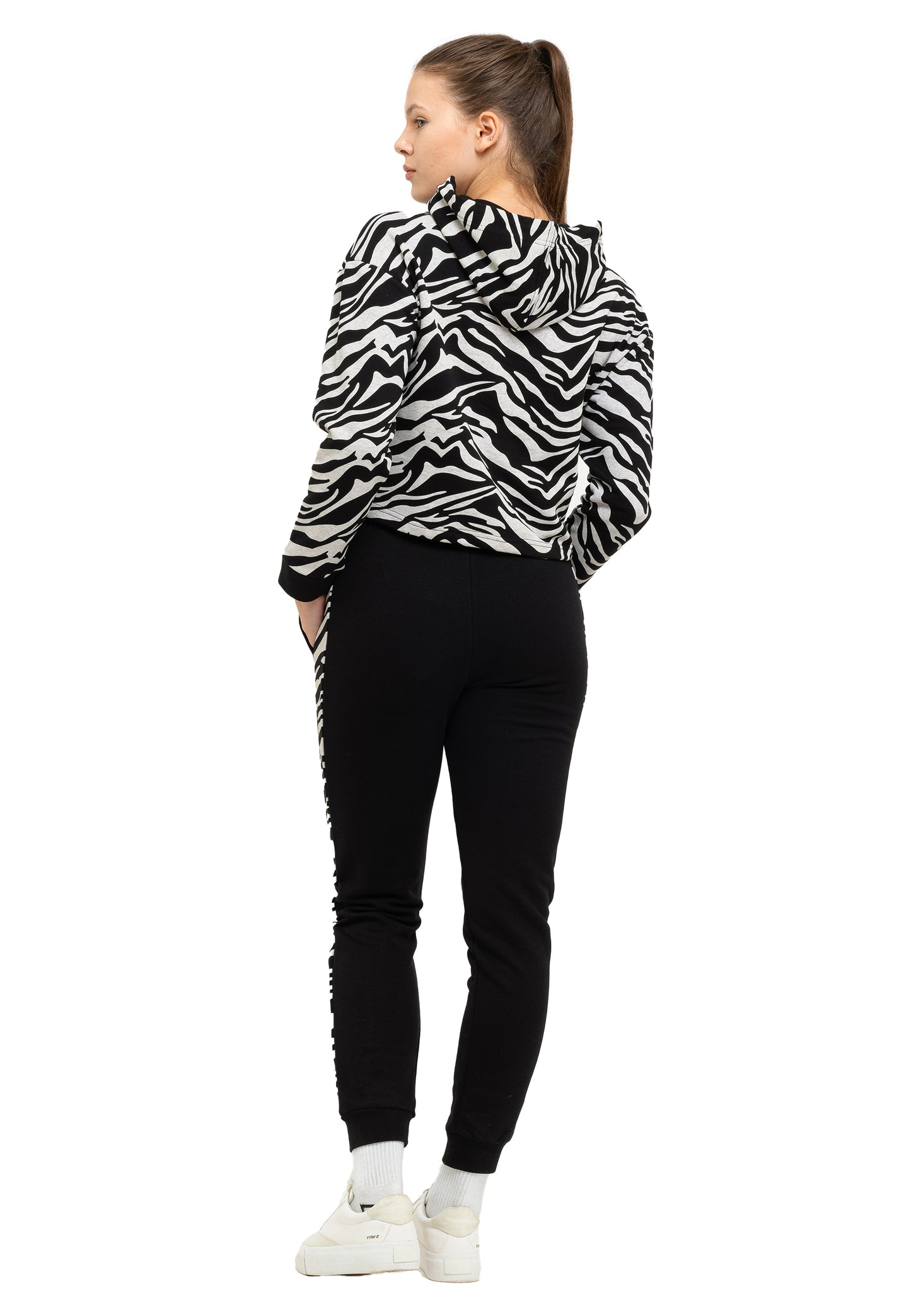 Zebra - Tracksuit