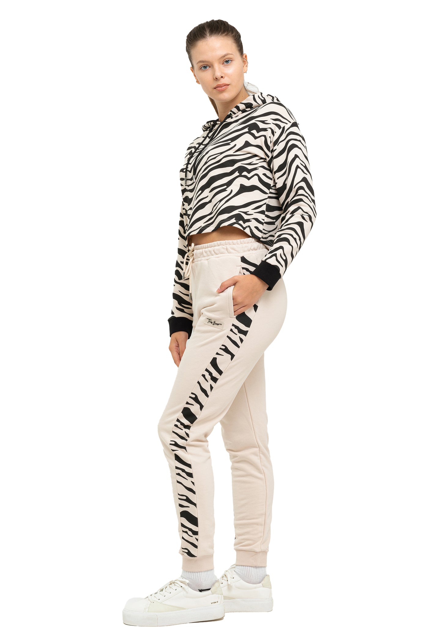 Zebra - Tracksuit